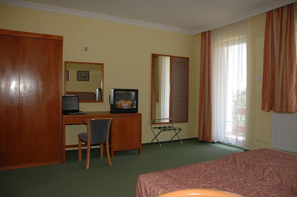Apartment Pension Rideg Heviz Exterior foto
